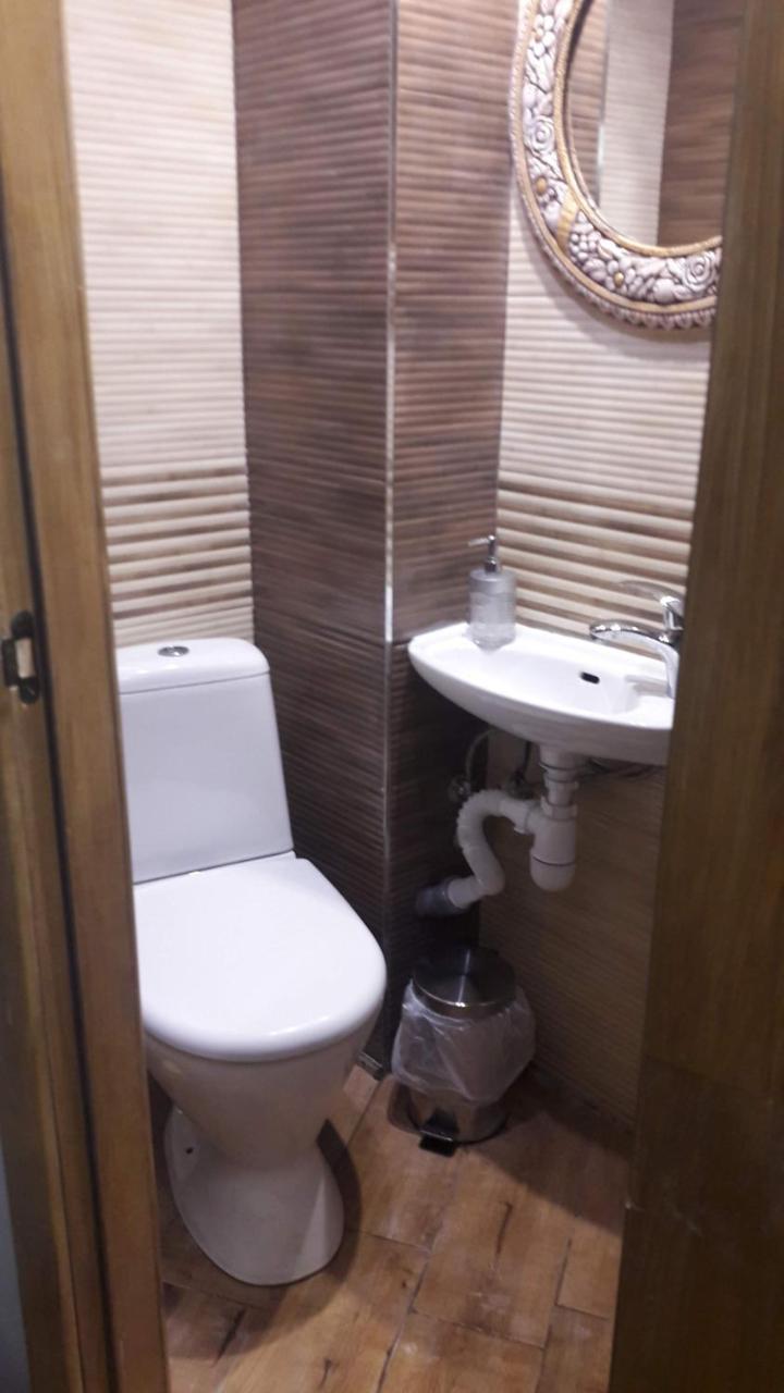 Mini Hotel On Demiivska Kiev Buitenkant foto